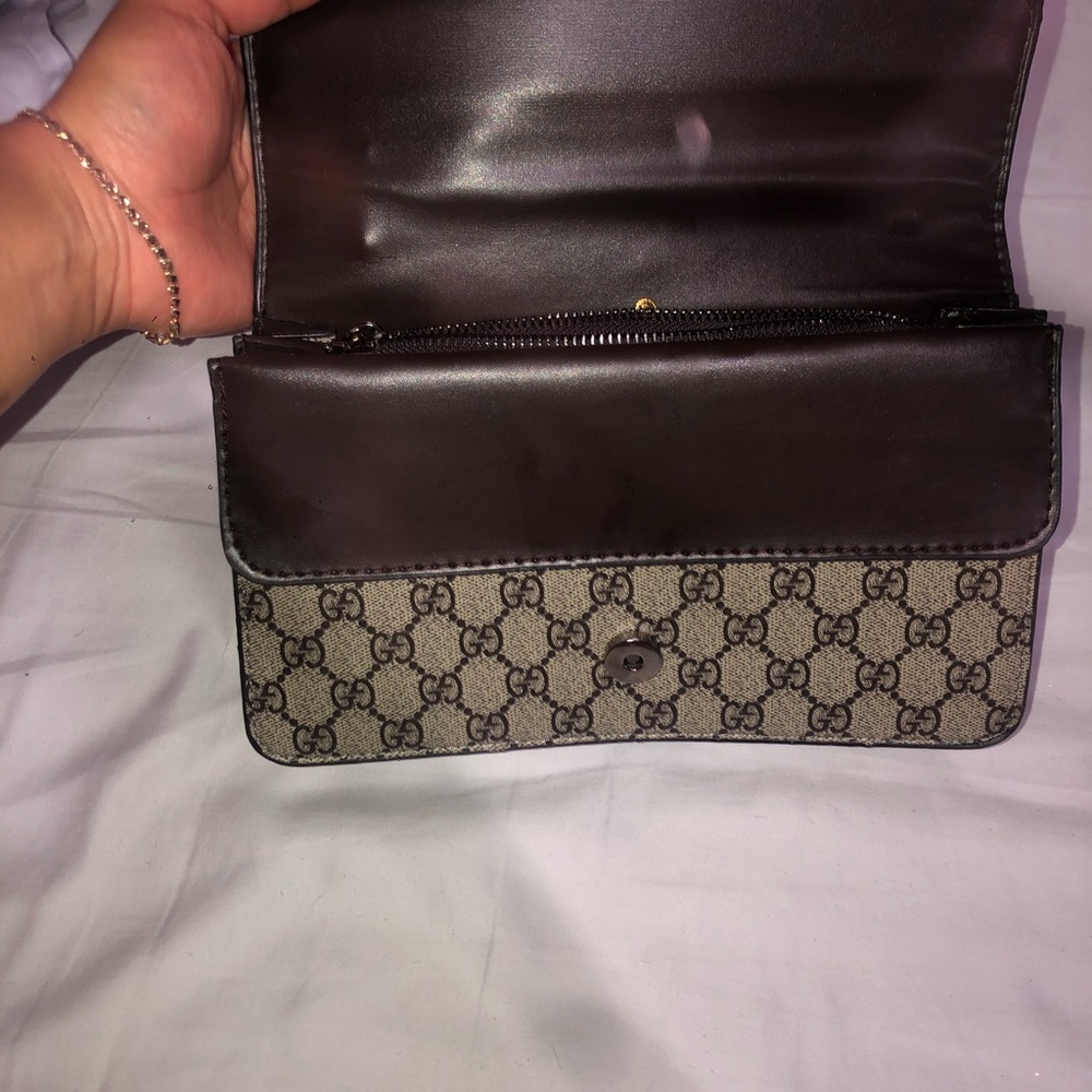 Gucci - Picture 3 of 4